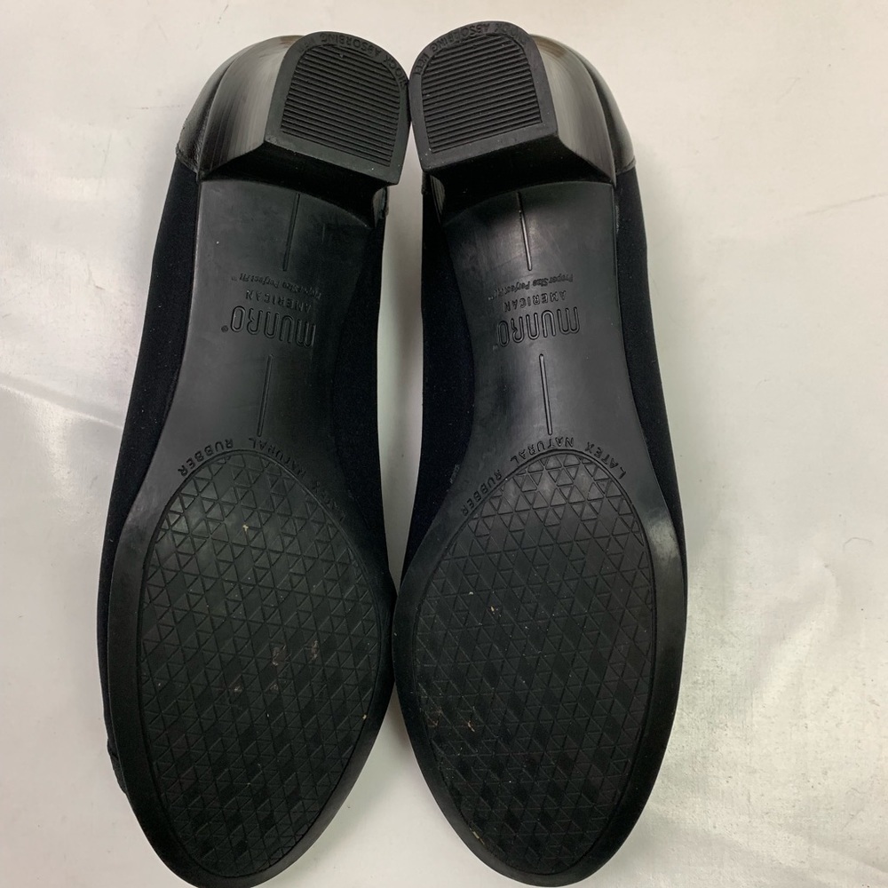 Munro Womens Black Heels Slip on Size 8.5 M - Picture 6 of 8